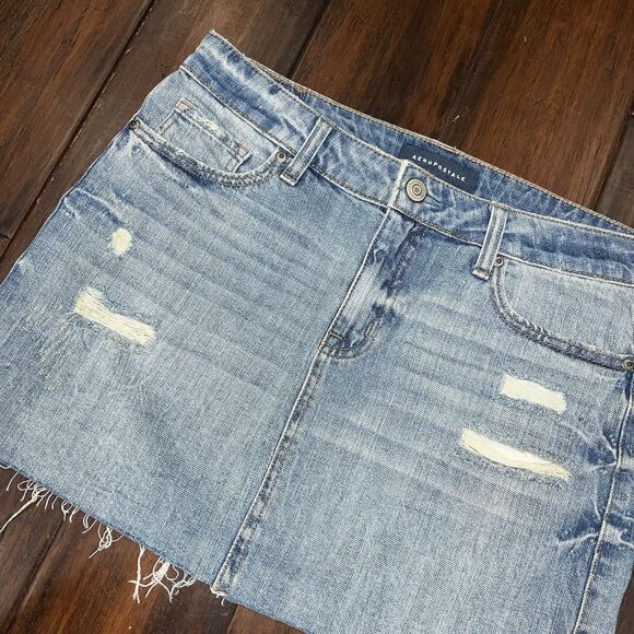 Aeropostale Dresses & Skirts - Aeropostale / Denim Blue Jean Raw Edge Hem Fringe A-Line Mini Skirt / Size 8